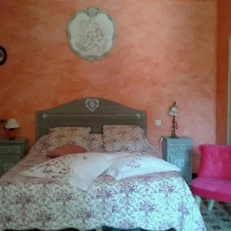 Couette-café chambre campagne *